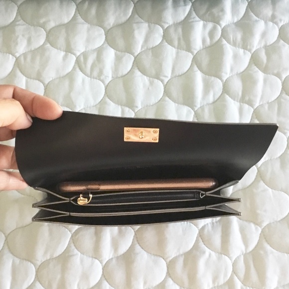 Kate Spade Wallet, like new condition - Picture 6 of 8